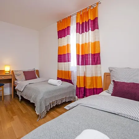 Apartment Campanile Rovinj Exterior photo