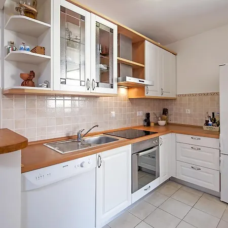 Apartment Campanile Rovinj Exterior photo