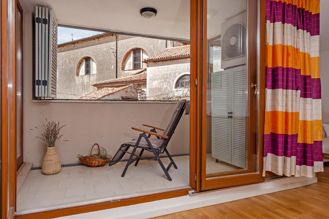Apartment Campanile *